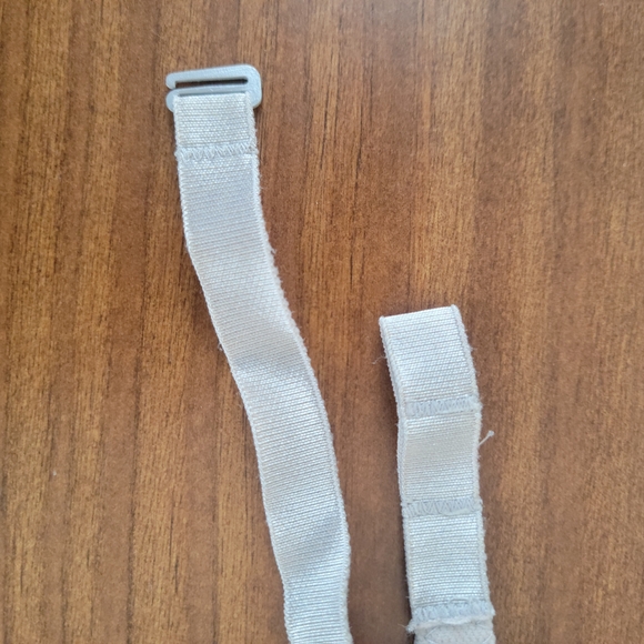 Elegant Lace Women's Garter Belt - Gray - Picture 9 of 10